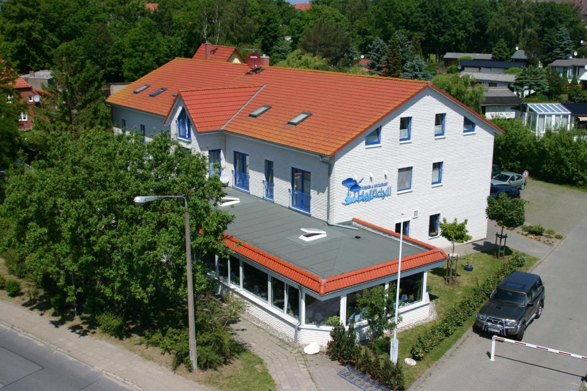 Haffidyll Garni Hotel Rerik Exterior photo